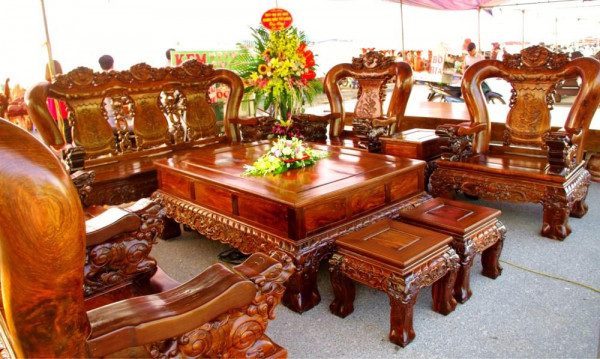 Bàn ghế gỗ