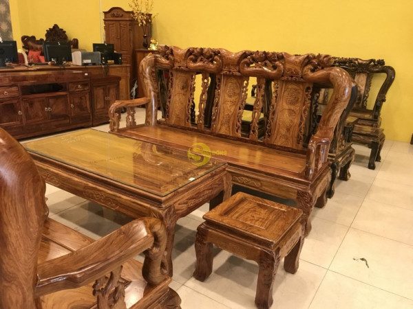 Mua bàn ghế gỗ cũ giá rẻ tphcm đảm bảo chất lượng, uy tín