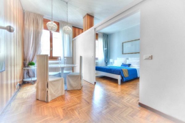 Vách ngăn phòng khách giá rẻ
