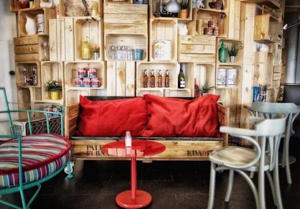 Sofa gỗ đơn giản