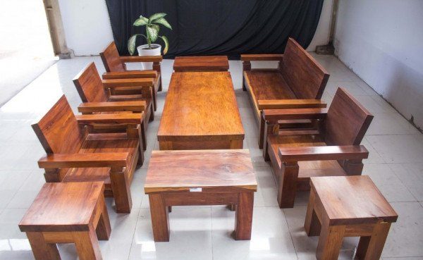 Sofa gỗ nguyên khối