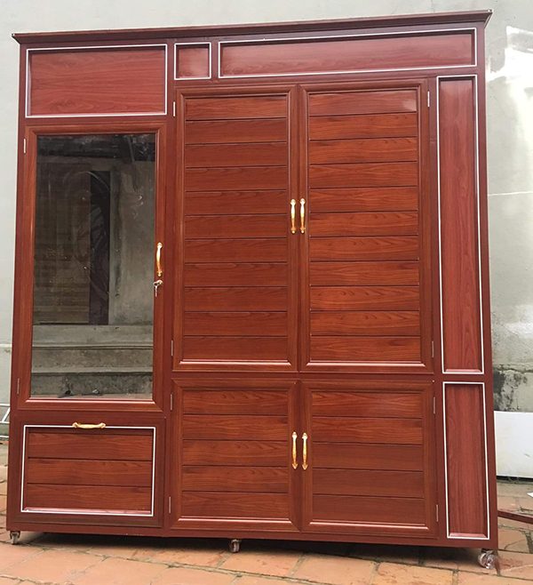 8. Tủ quần áo từ khung nhôm