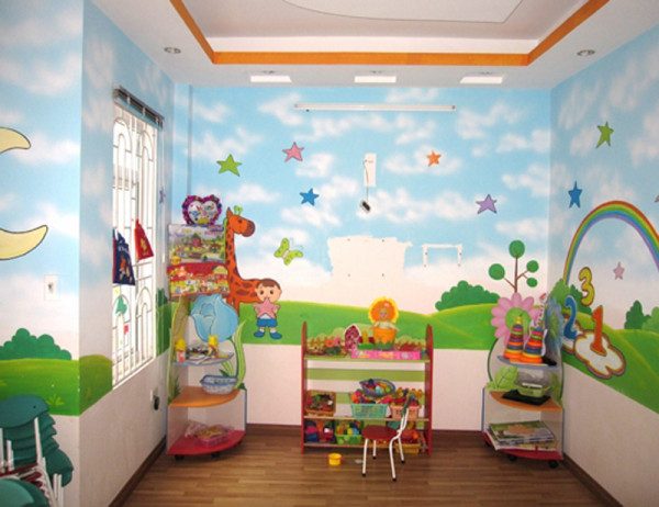 Vẽ tranh lên tường cho trường mầm non