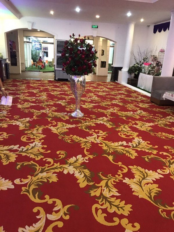 Thảm trải sàn giá rẻ
