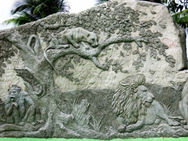 phù điêu đắp nổi