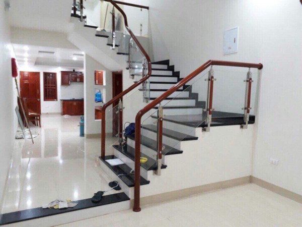 Cau Thang Inox 11