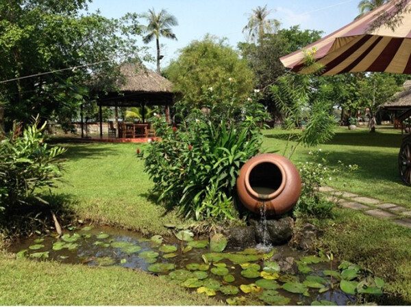 10 Mẫu Thiết Kế Sân Vườn Đẹp, Đẳng Cấp Nhìn Là Mê Ngay