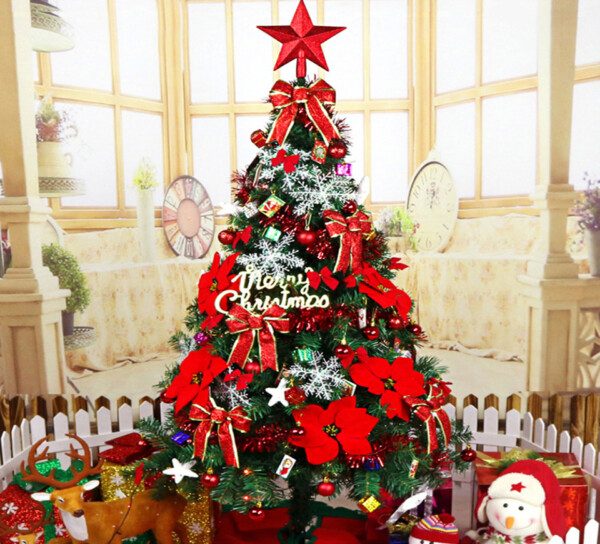 Trang Trí Cây Thông Noel Xịn Xò Với [50+] Ý Tưởng Lung Linh