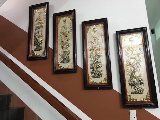 55+ Mẫu Tranh Treo Cầu Thang Mang Nhiều "Vận Tài" Cho Gia Chủ