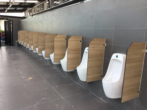 Vách Ngăn Vệ Sinh Giá Rẻ "UY TÍN - CHẤT LƯỢNG" Nhất Thị Trường