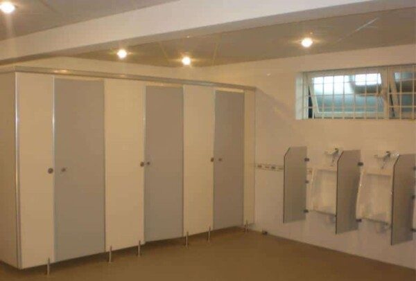 Vách Ngăn Vệ Sinh HPL Giá Tốt - Chi Tiết Thông Tin Về Vách Ngăn HPL