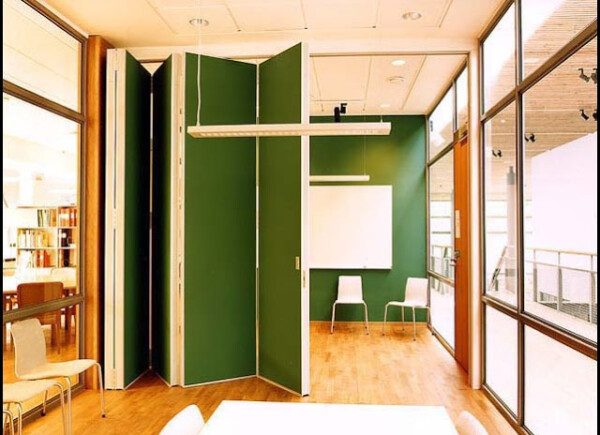 Vách ngăn di động "ĐẸP - BỀN", 5 lý do nên sử dụng vách ngăn di động