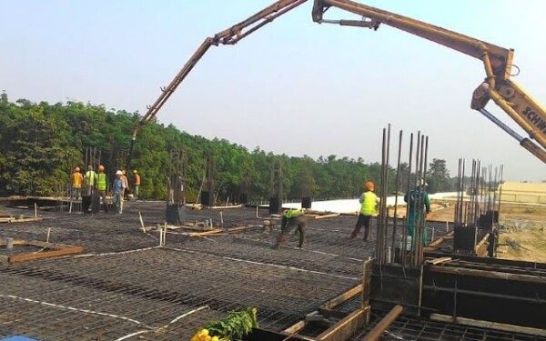 Bê Tông Tươi Và Bê Tông Tay Cái Nào Tốt Hơn? Tiêu Chuẩn Cần Thiết