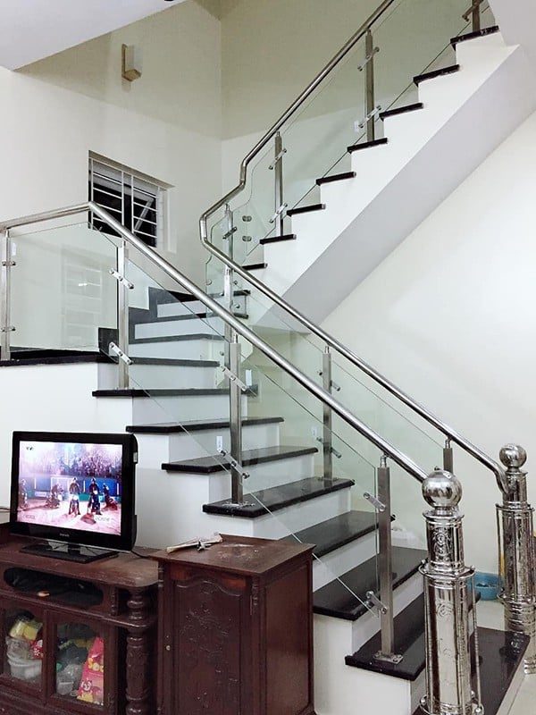 [BST] Cầu Thang Kính Inox GIÁ TỐT Nhất Thị Trường Nội Thất