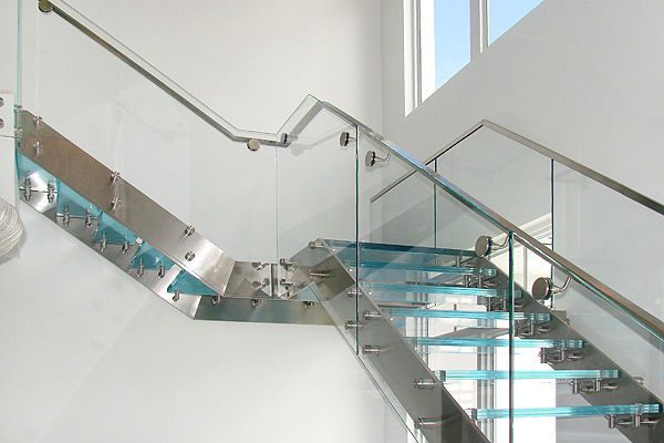 [BST] Cầu Thang Kính Inox GIÁ TỐT Nhất Thị Trường Nội Thất