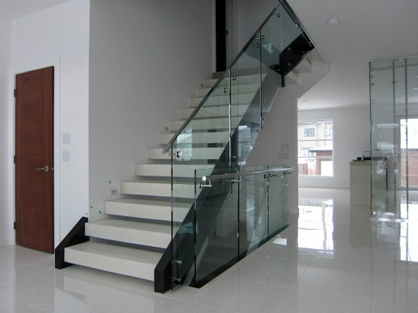 [BST] Cầu Thang Kính Inox GIÁ TỐT Nhất Thị Trường Nội Thất