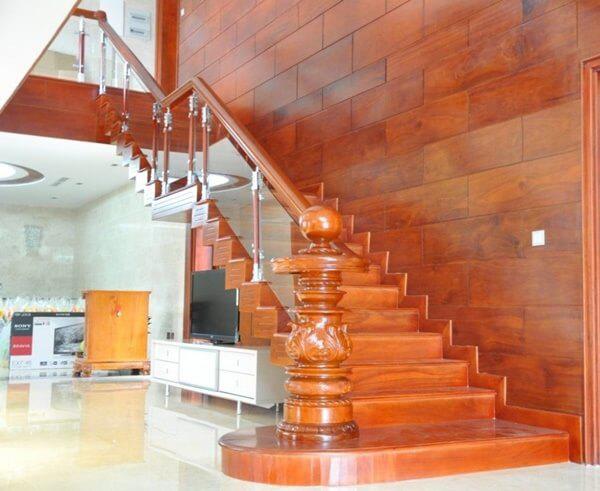 12+ Trụ Cầu Thang Gỗ "Hiện Đại- Sang Trọng" | Chi Phí Tối Ưu Nhất