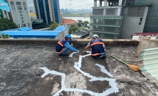 5 Cách Chống Thấm Sân Thượng Hiệu Quả 100% - Tiết Kiệm Chi Phí