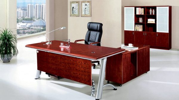 Bàn làm việc phong thủy